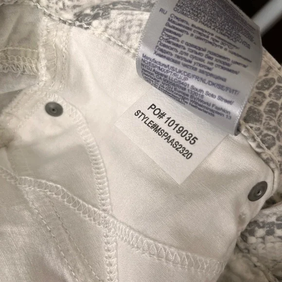 NYDJ Ami Skinny Snake Print Jean Size 8 - Picture 11 of 12